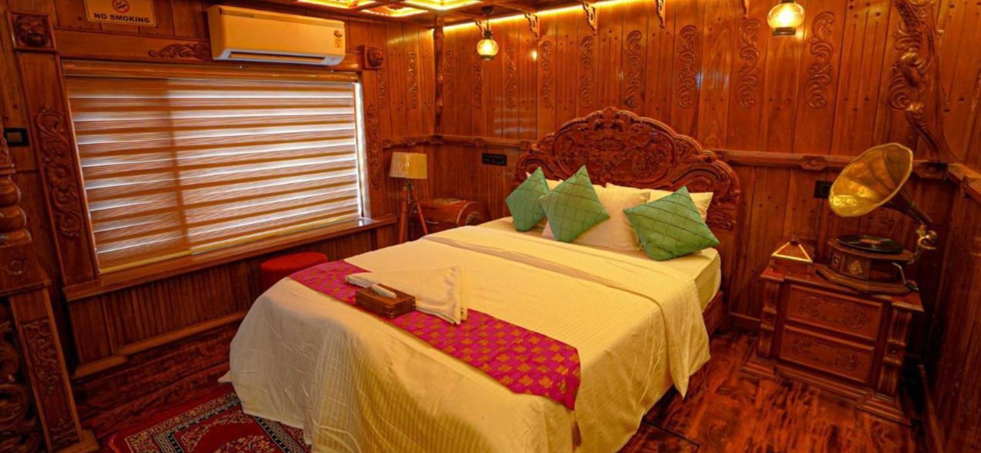 Hotel Victoria Houseboats Alappuzha Zewnętrze zdjęcie
